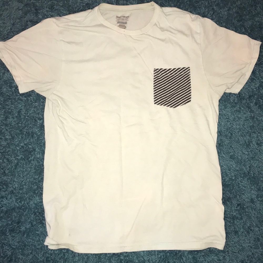 Mens medium billabong T-shirt